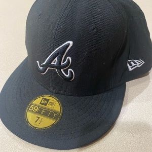 Atlanta black hat, new with tags
